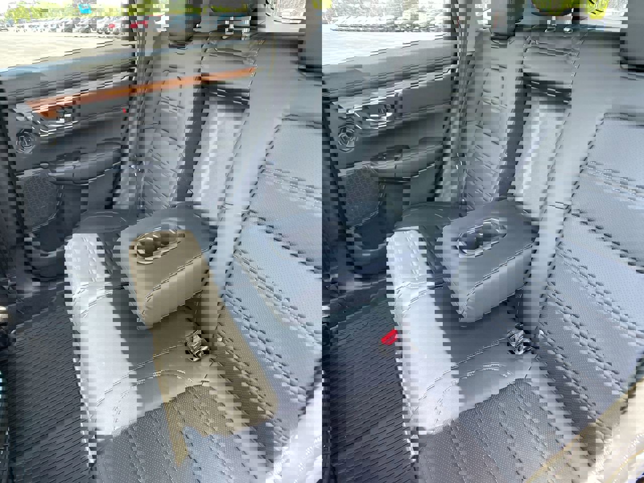 Used 2022 Honda CR-V Touring image 27