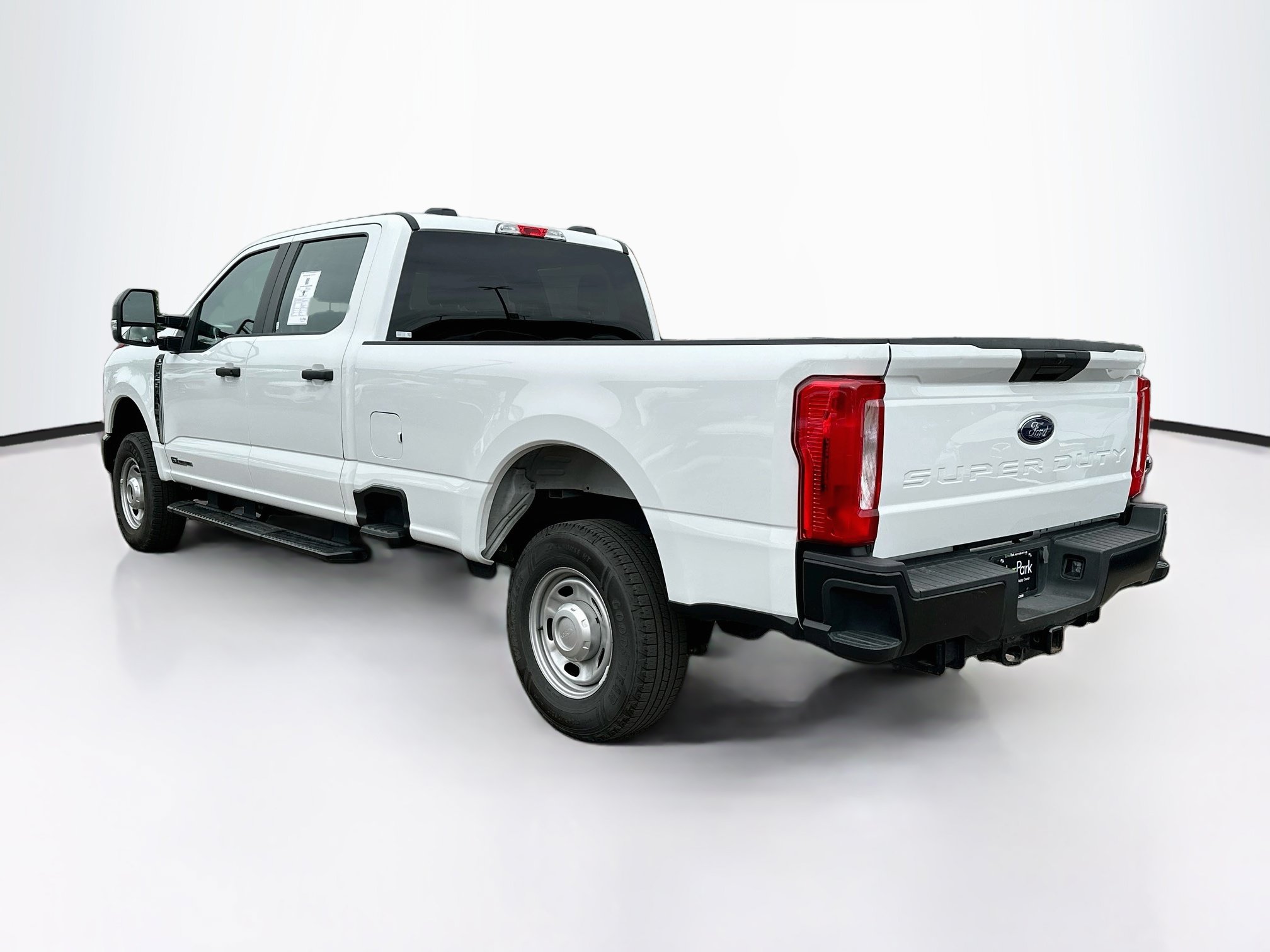 Used 2024 Ford F250 XL AWD/4WD image 5