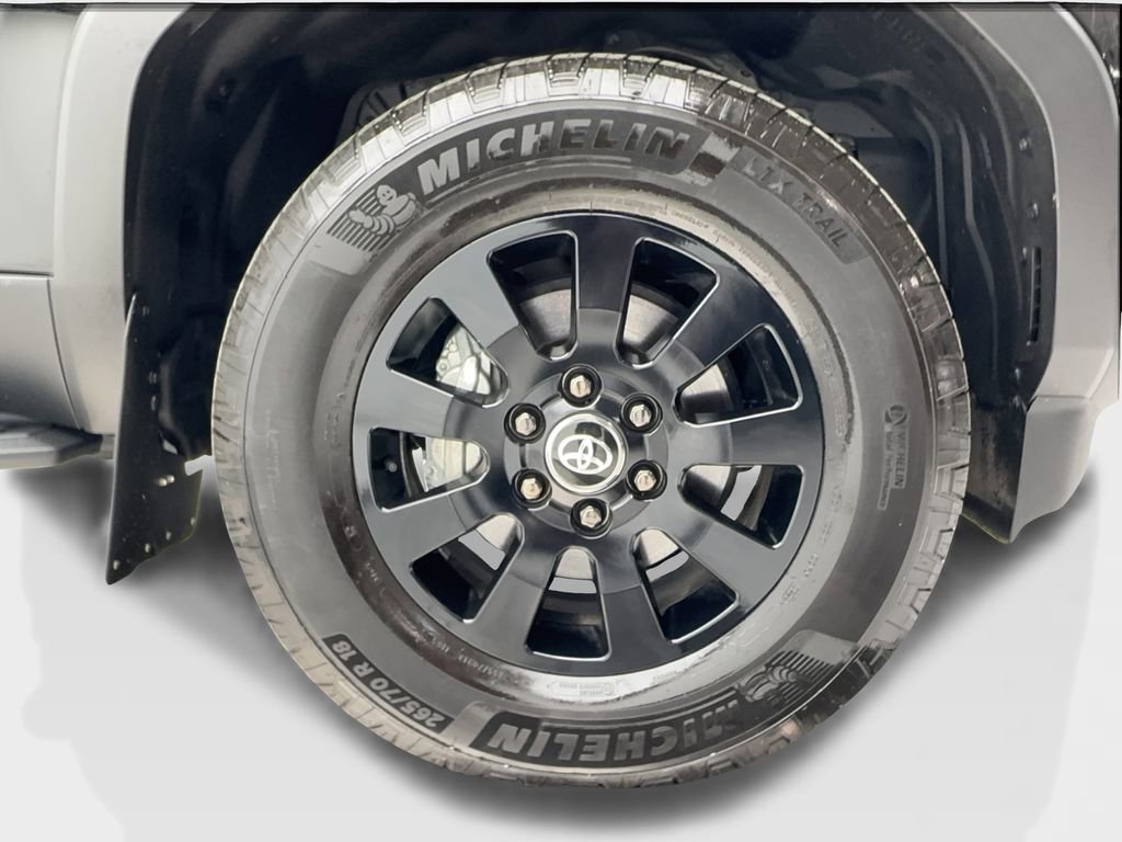 Used 2024 Toyota Land Cruiser image 13