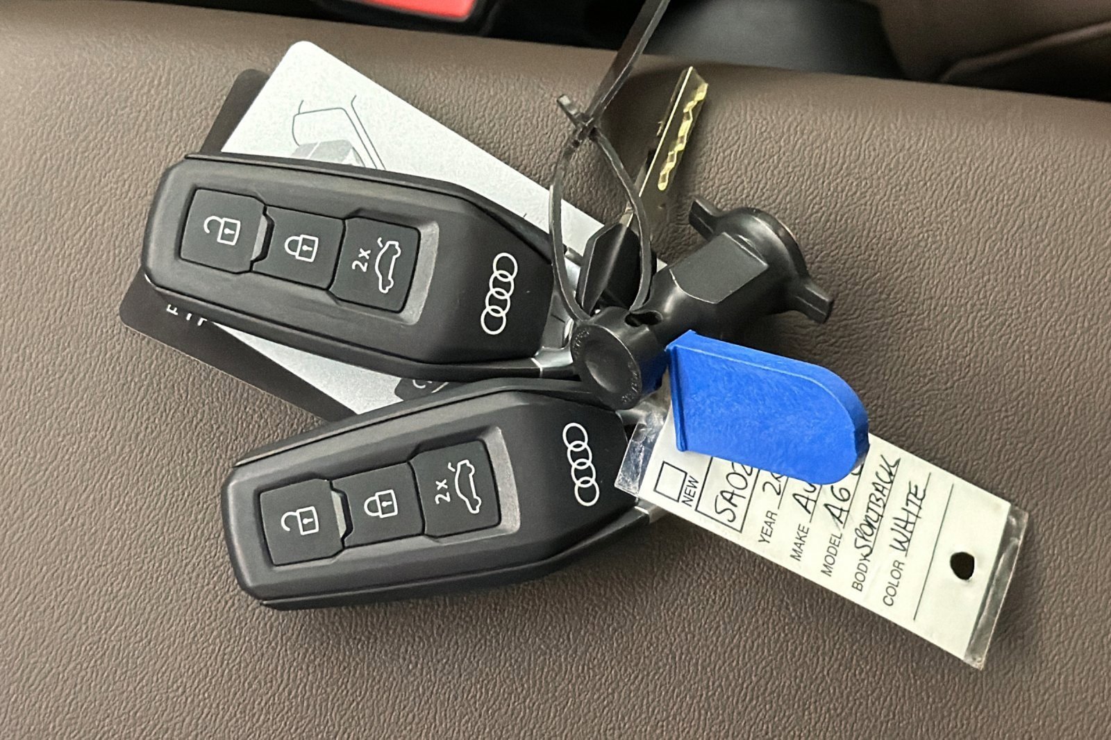 Certified 2025 Audi A6 e-tron Premium Plus w/ Premium Plus image 24