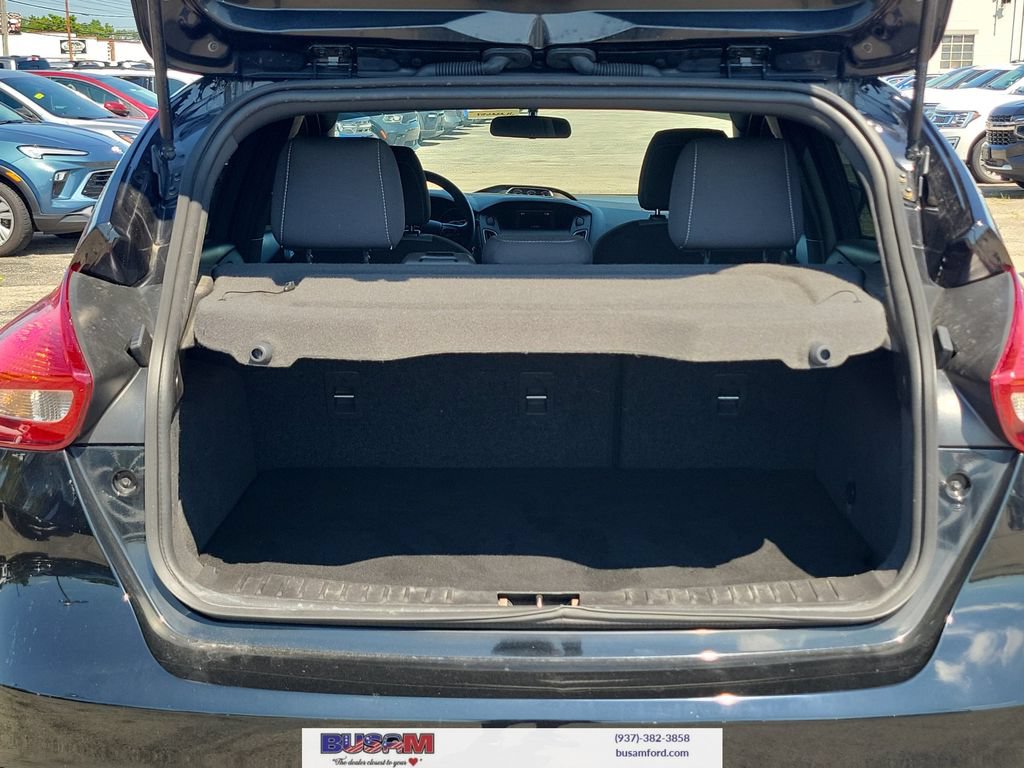 Used 2018 Ford Focus ST FWD image 6