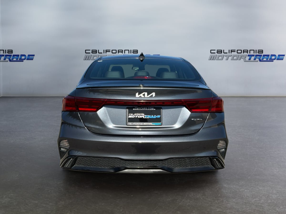 Used 2022 Kia Forte GT-Line FWD image 6