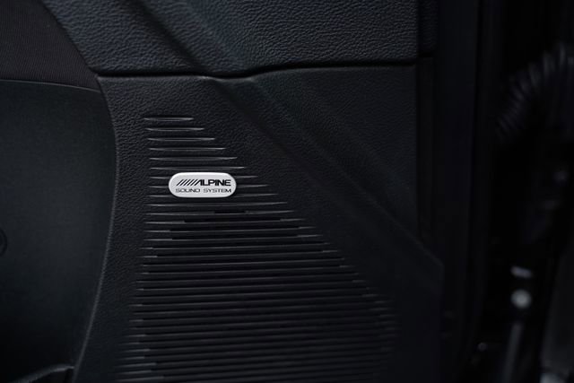 Used 2023 Dodge Challenger SXT w/ Blacktop Package image 26