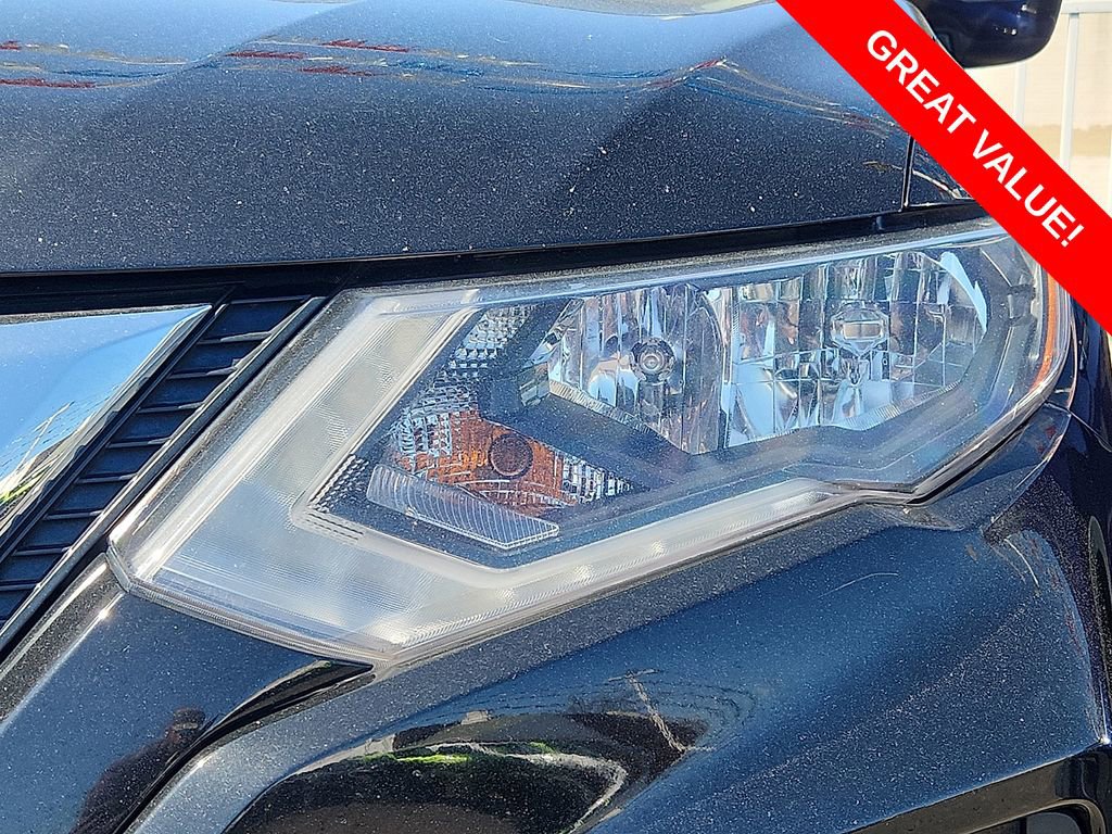 Used 2018 Nissan Rogue SV AWD/4WD image 26