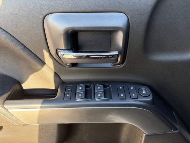 Used 2019 Chevrolet Silverado 1500 LT w/ Texas Edition image 4