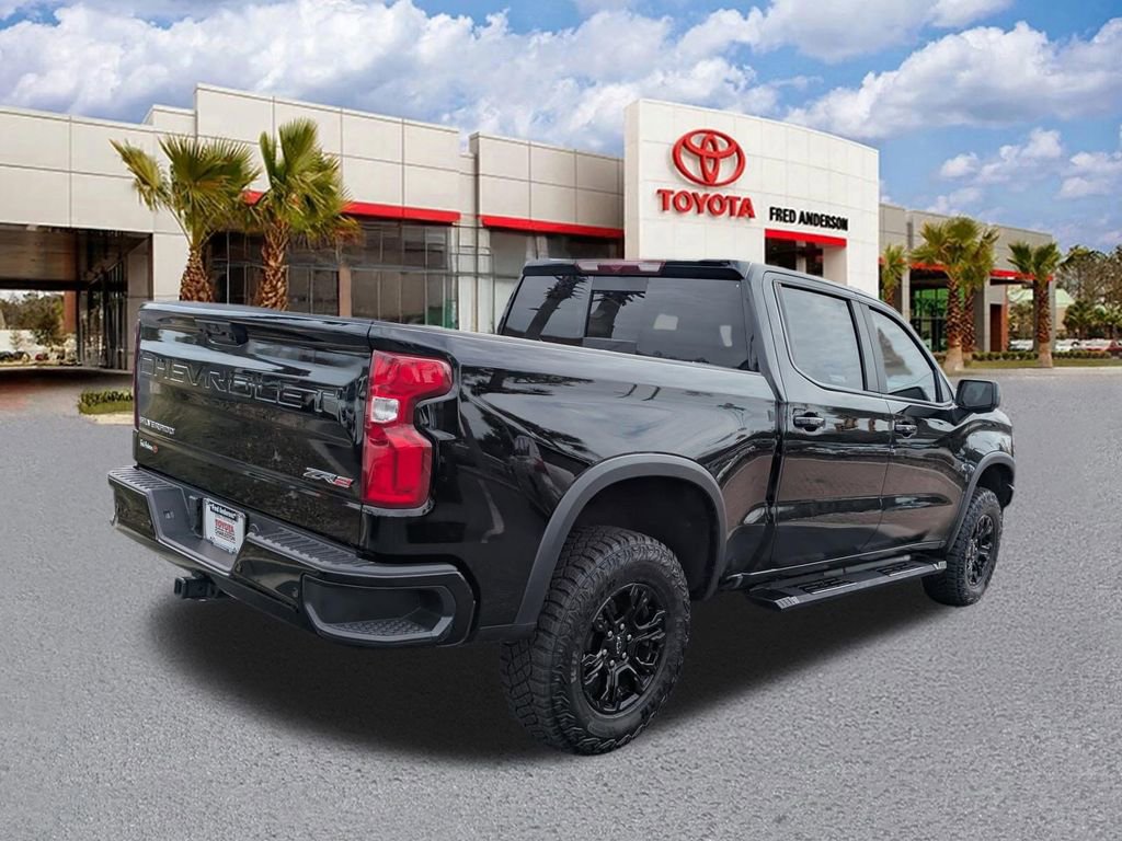 Used 2025 Chevrolet Silverado 1500 ZR2 image 4