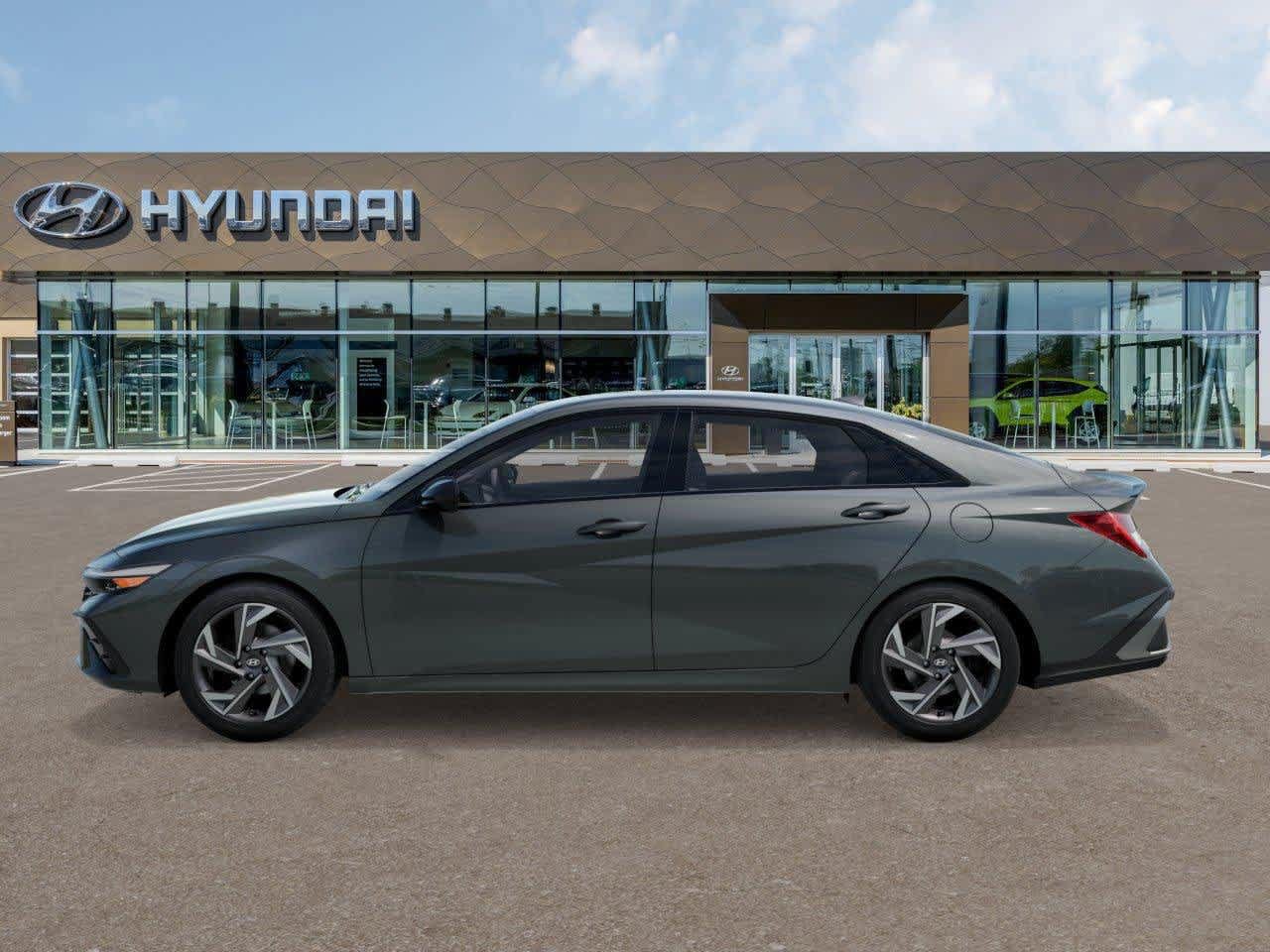 Used 2026 Hyundai Elantra SEL Sport w/ Cargo Package FWD image 3