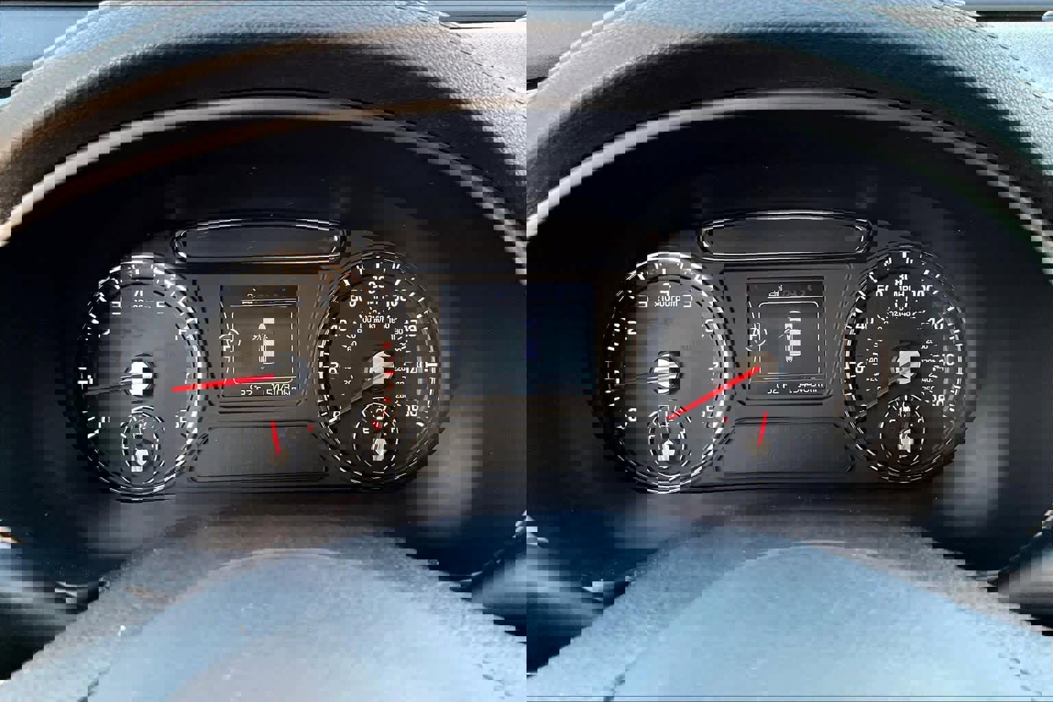 Used 2016 Kia Sorento LX w/ LX Convenience Package image 24