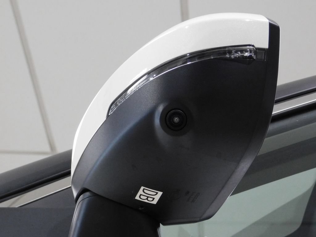 Used 2023 Nissan Rogue SV AWD/4WD image 21