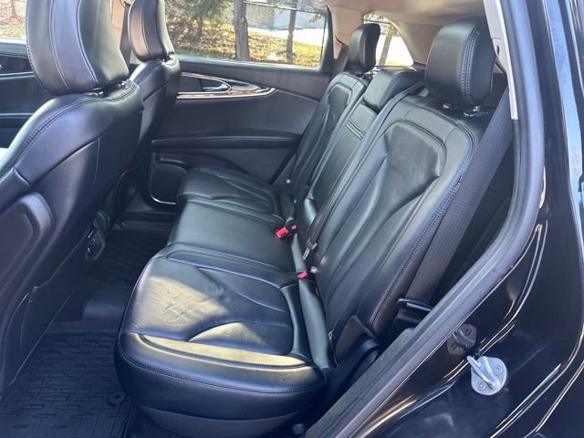 Used 2022 Lincoln Nautilus Reserve image 20