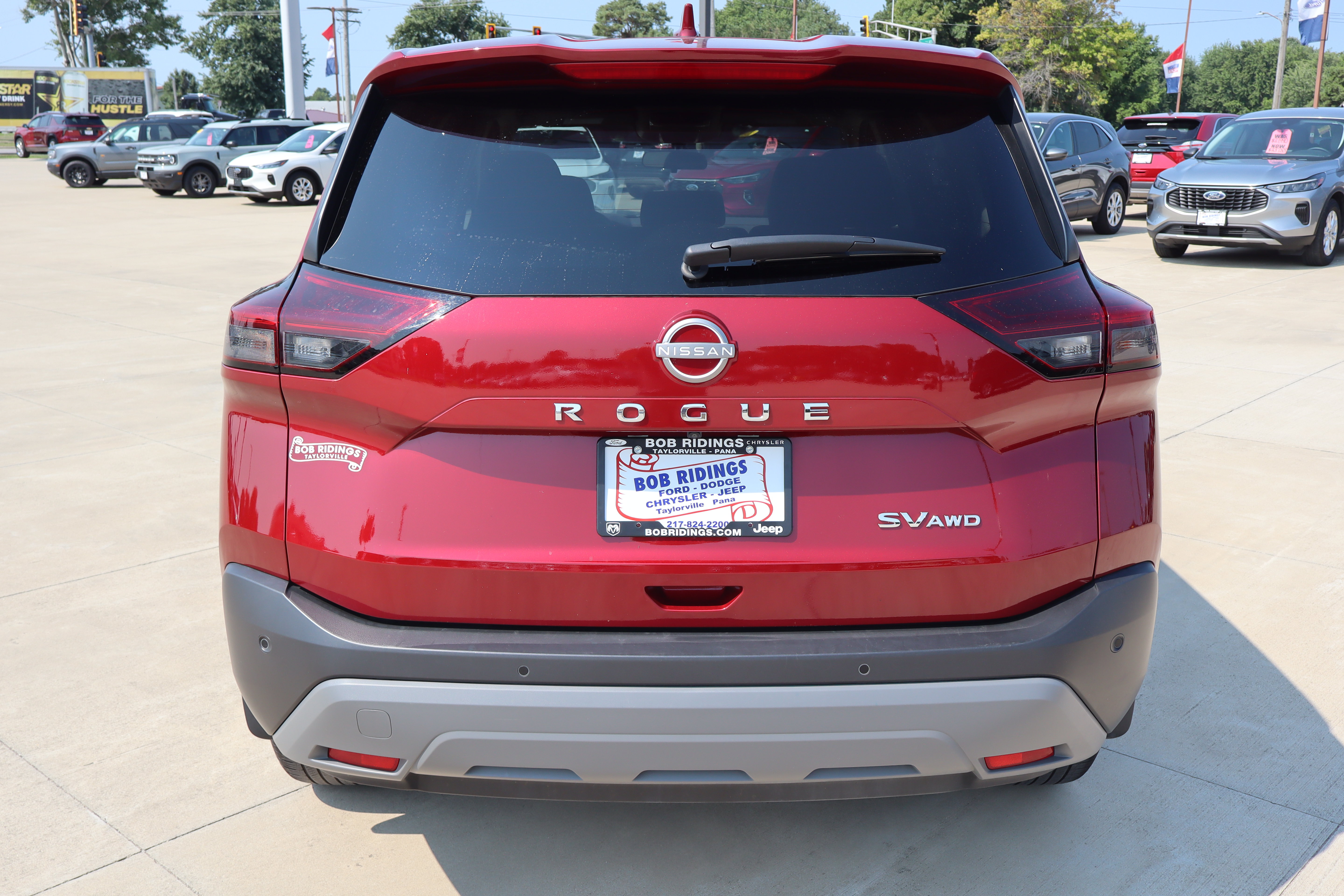 Used 2023 Nissan Rogue SV AWD/4WD image 6