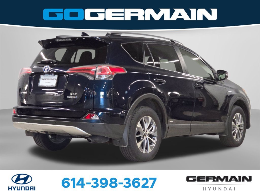 Used 2018 Toyota RAV4 XLE w/ Convenience Package AWD/4WD image 8