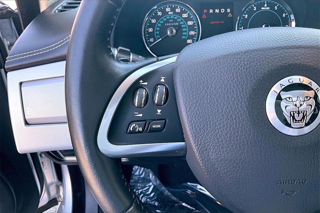 Used 2012 Jaguar XF Portfolio image 11