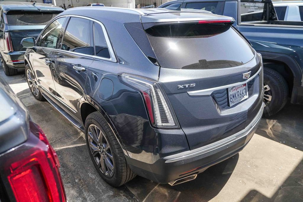 Used 2019 Cadillac XT5 Luxury w/ Sport Package FWD image 6