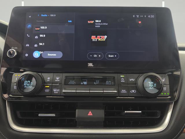 Used 2024 Toyota Grand Highlander AWD image 19