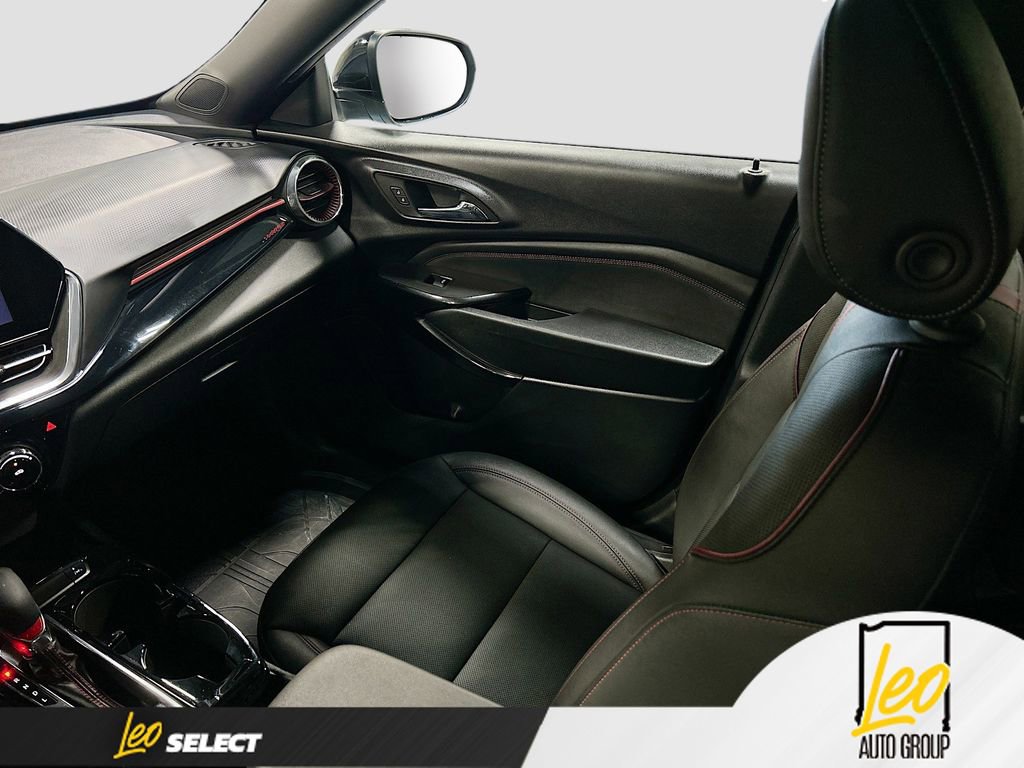 Certified 2024 Chevrolet Trax RS w/ Driver Confidence Package image 22