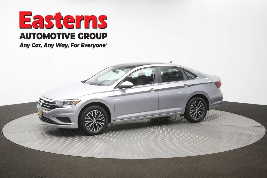 Used 2020 Volkswagen Jetta SE w/ SE Cold Weather Package FWD image 58