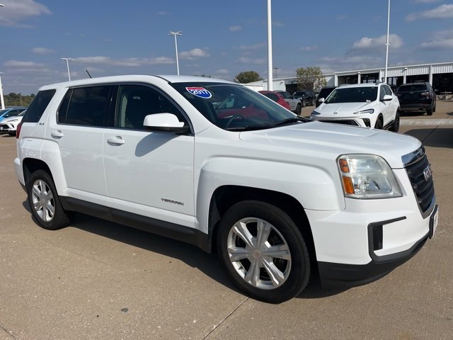 Used 2017 GMC Terrain SLE video 1