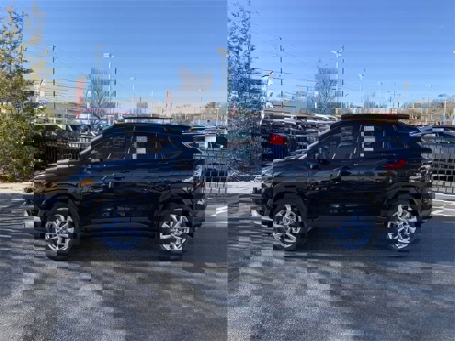 New 2026 Toyota Corolla Cross LE image 5