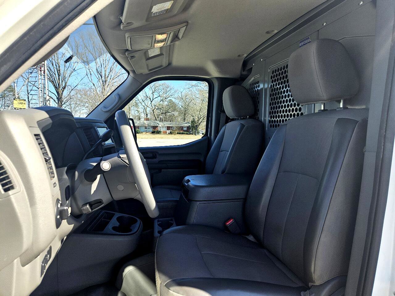 Used 2020 Nissan NV 2500 SV image 11