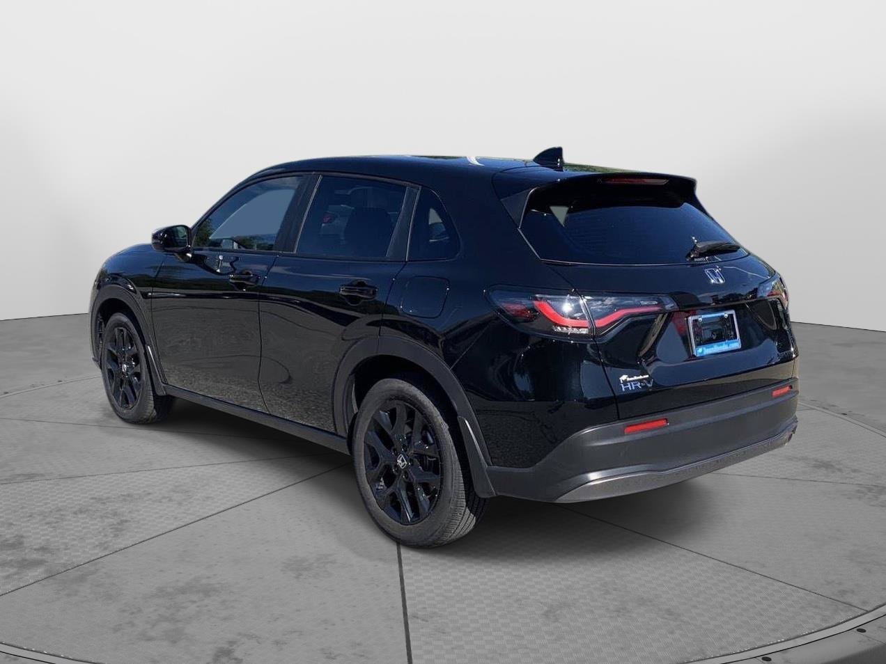 Certified 2025 Honda HR-V Sport image 5