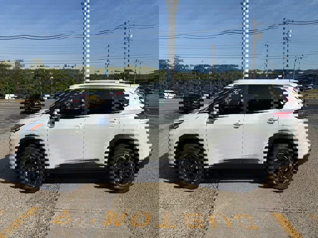 New 2026 Nissan Rogue SV image 7