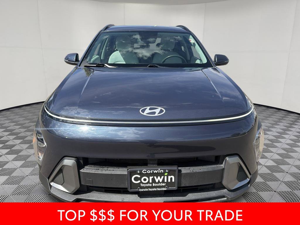 Used 2024 Hyundai Kona SEL AWD/4WD image 2