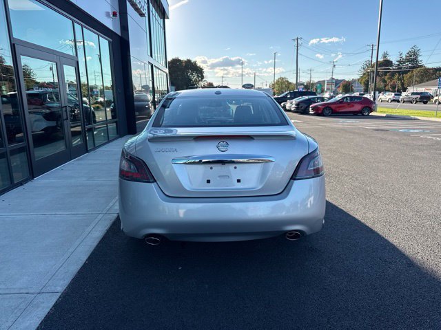 Used 2014 Nissan Maxima 3.5 SV w/ Sport Package FWD image 4