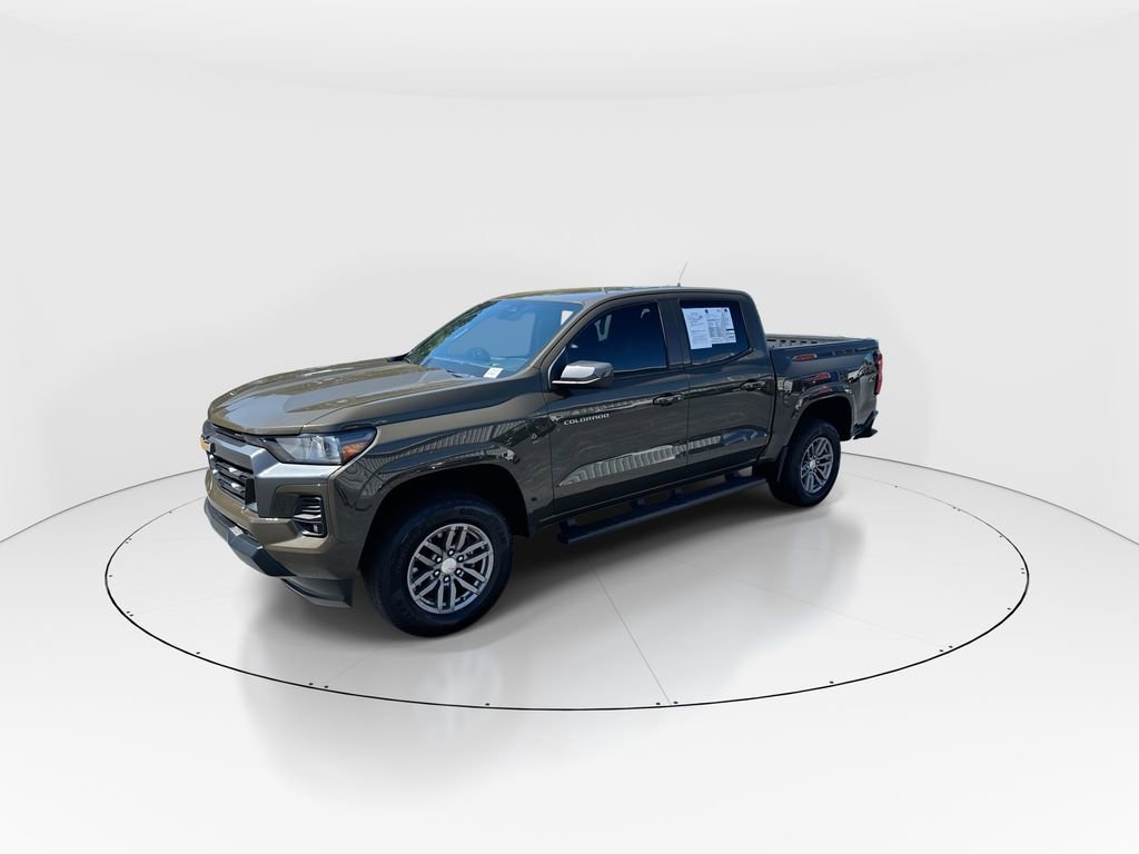 Used 2023 Chevrolet Colorado LT w/ LT Convenience Package image 4