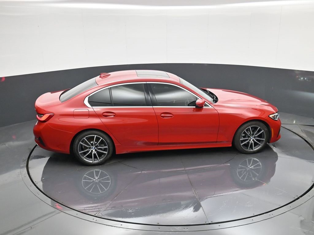 Used 2022 BMW 330i Sedan w/ Premium Package image 33