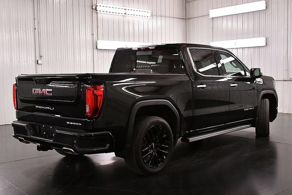 Used 2024 GMC Sierra 1500 Denali w/ Denali Reserve Package AWD/4WD image 7