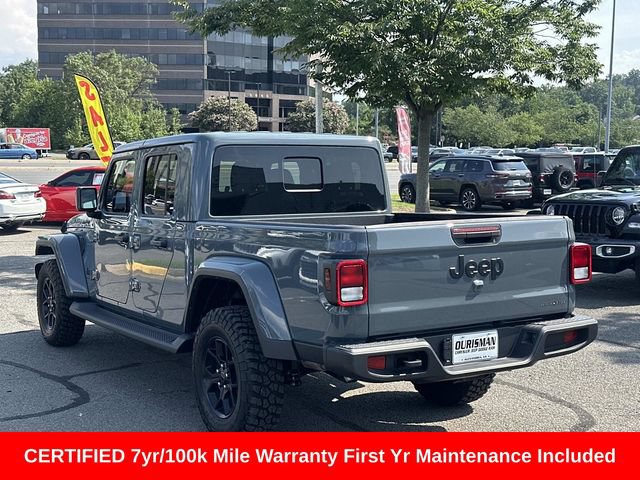 Used 2025 Jeep Gladiator Sport AWD/4WD image 5