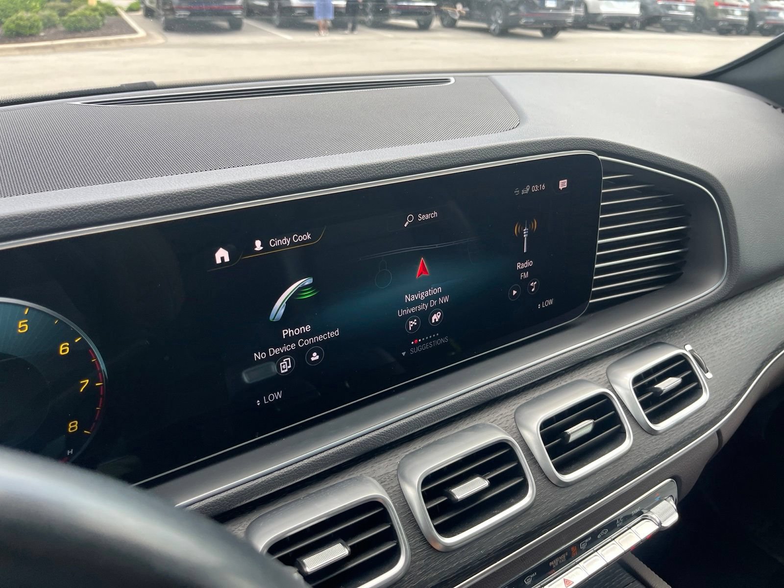 Used 2023 Mercedes-Benz GLE 350 4MATIC w/ AMG Line Exterior image 27