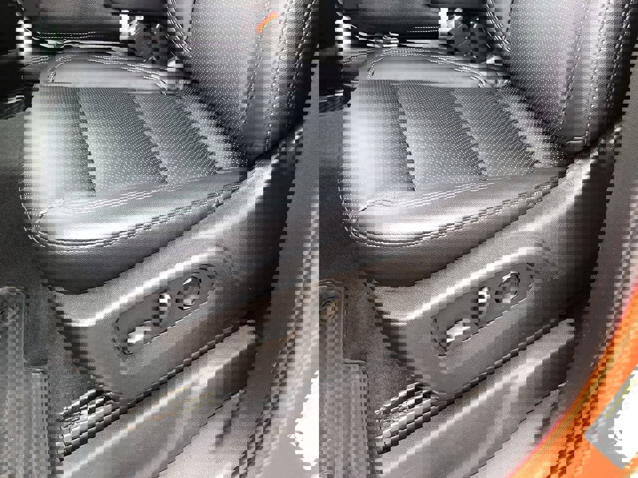 Used 2022 Chevrolet Silverado 1500 LT w/ Z71 Off-Road Package image 14