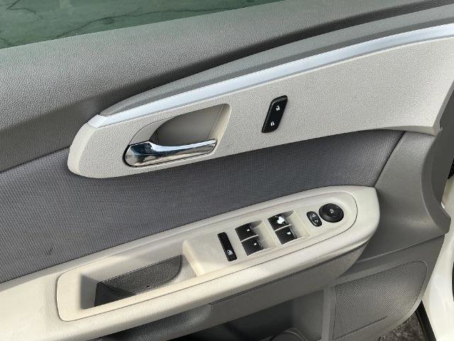 Used 2011 Chevrolet Traverse LS FWD image 11