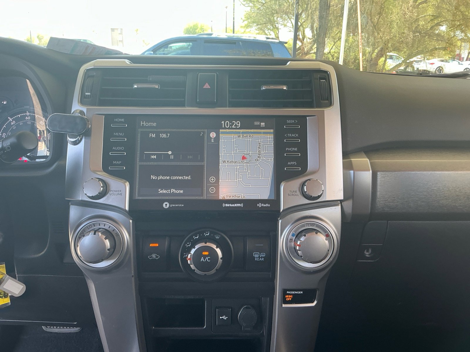 Used 2020 Toyota 4Runner SR5 AWD/4WD image 12