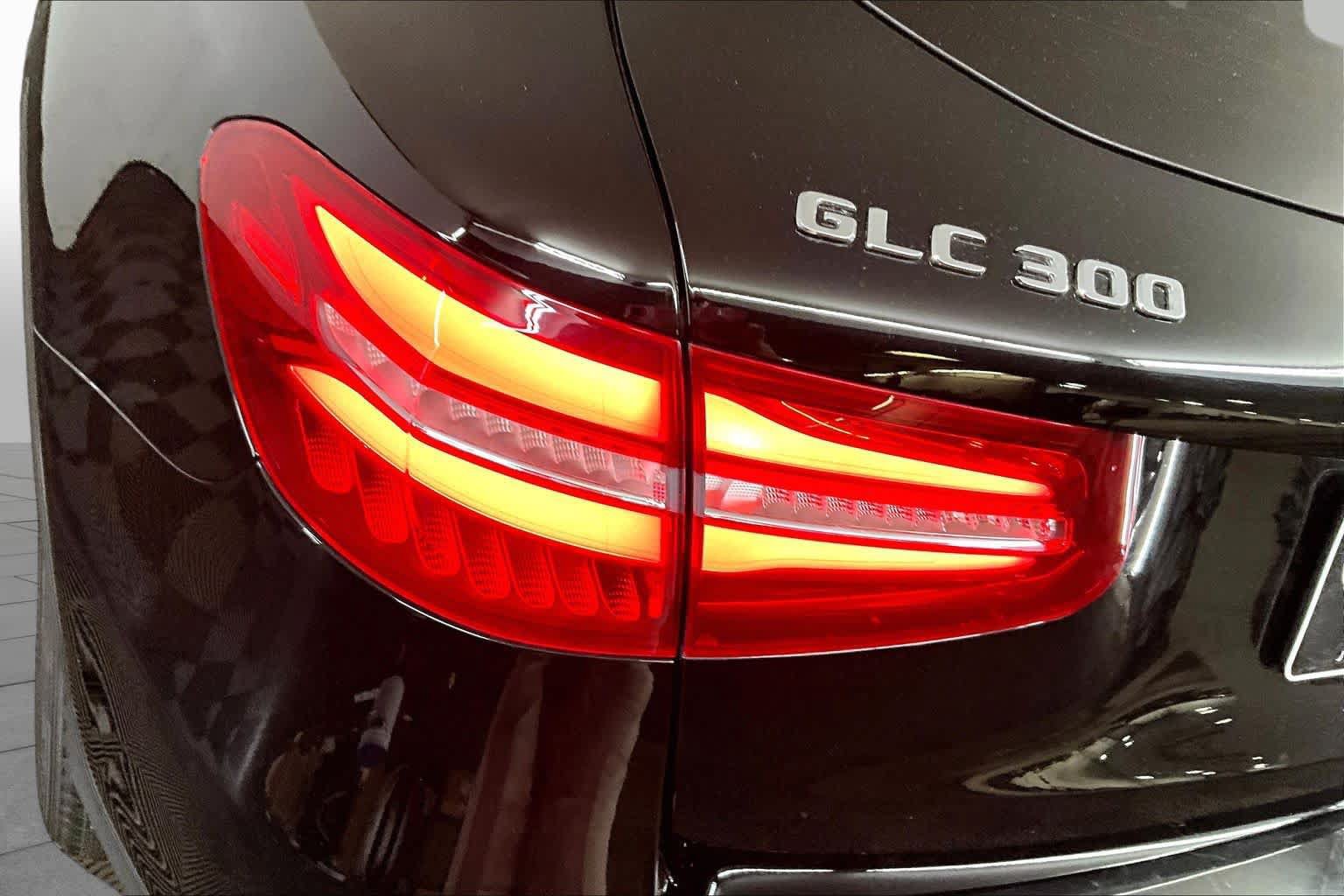 Certified 2019 Mercedes-Benz GLC 300 4MATIC image 28