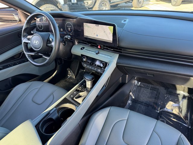 Used 2024 Hyundai Elantra Limited image 20