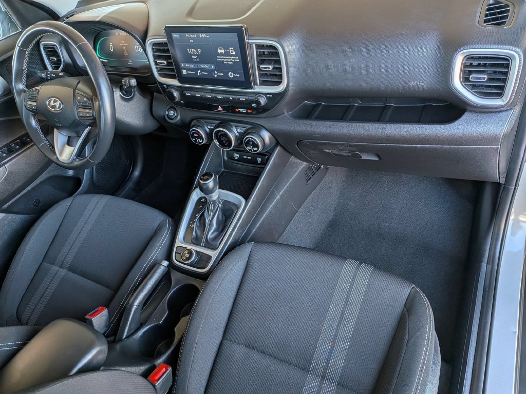 Used 2025 Hyundai Venue SEL FWD image 28