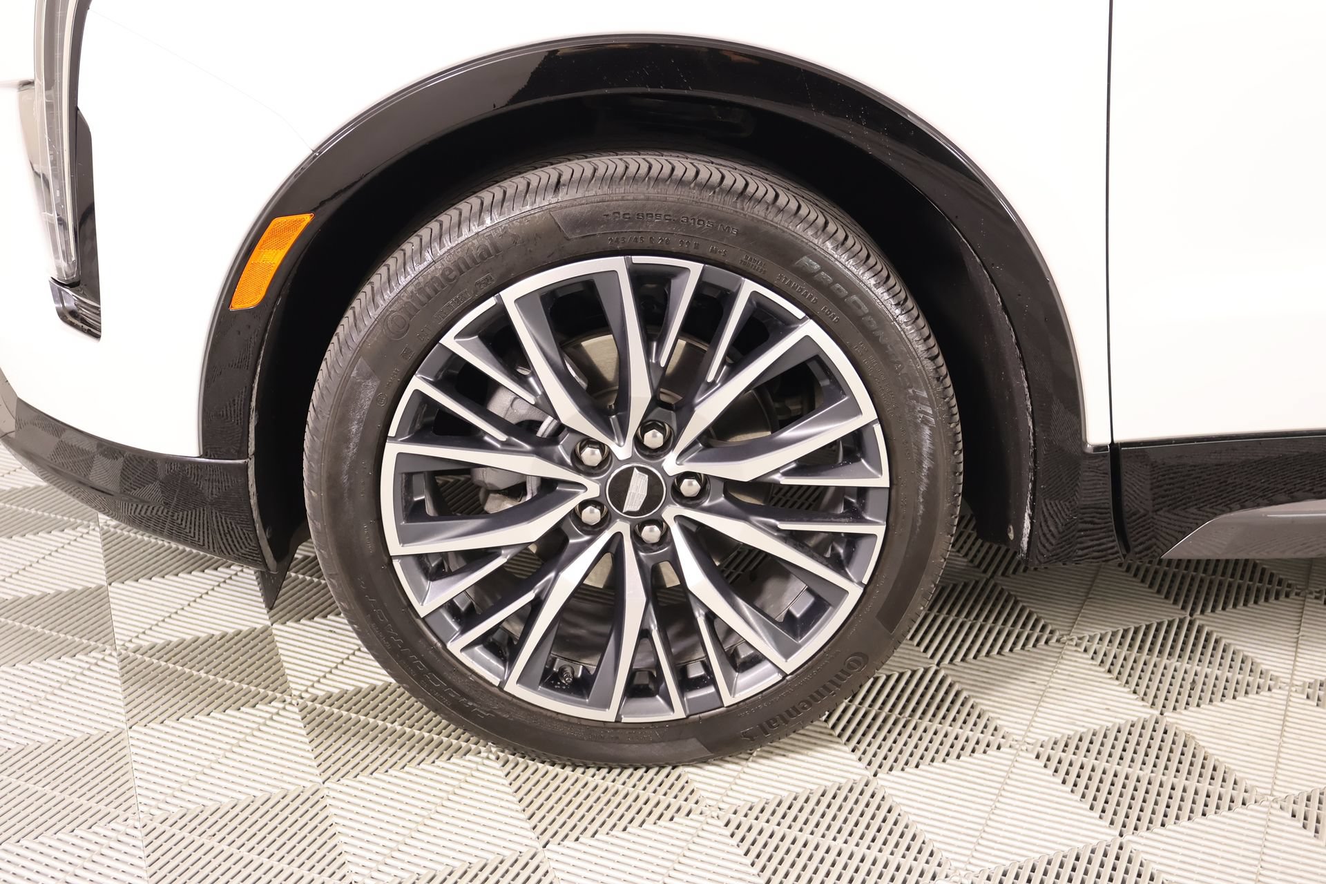 Used 2024 Cadillac XT4 Sport AWD/4WD image 18