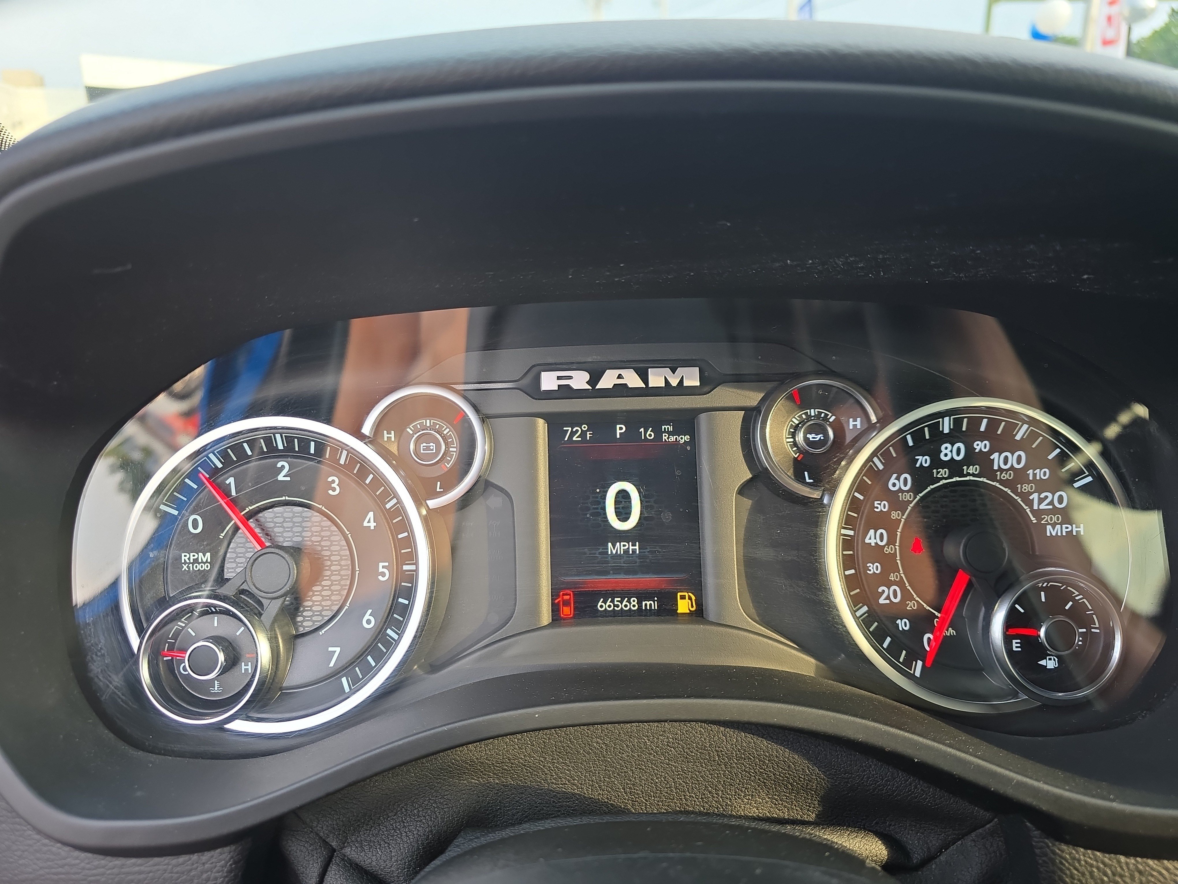 Used 2021 RAM 1500 Big Horn AWD/4WD image 25