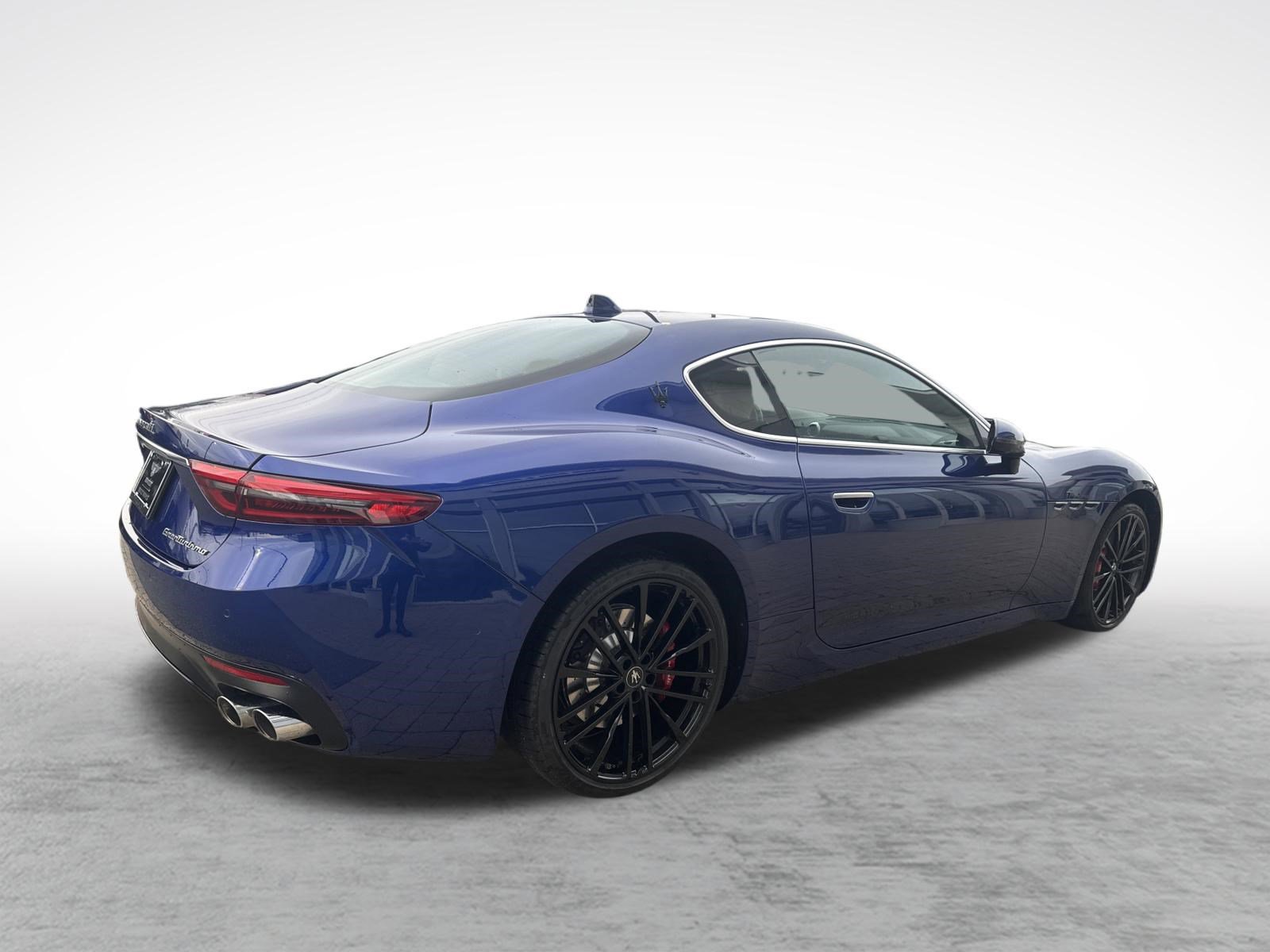 Used 2024 Maserati GranTurismo Modena image 11