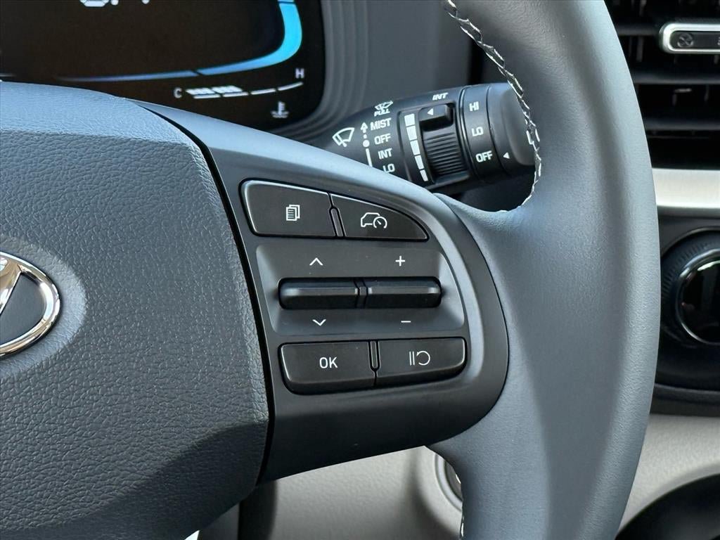 New 2026 Hyundai Venue SEL FWD image 19