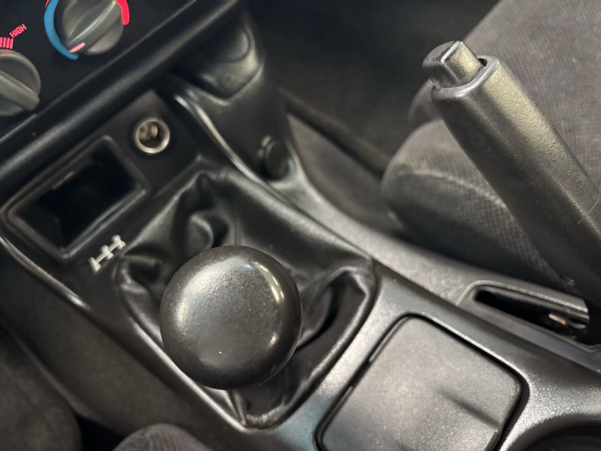 Used 2000 Pontiac Firebird Coupe image 17