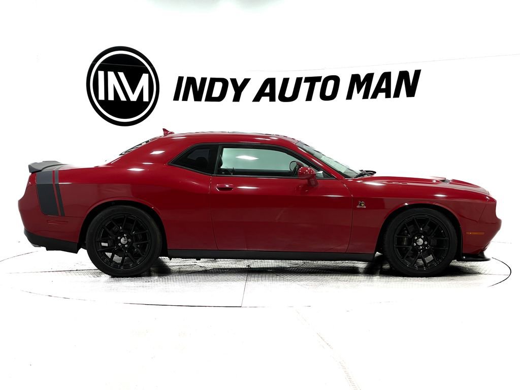 Used 2016 Dodge Challenger R/T Scat Pack w/ Leather Interior Group image 3