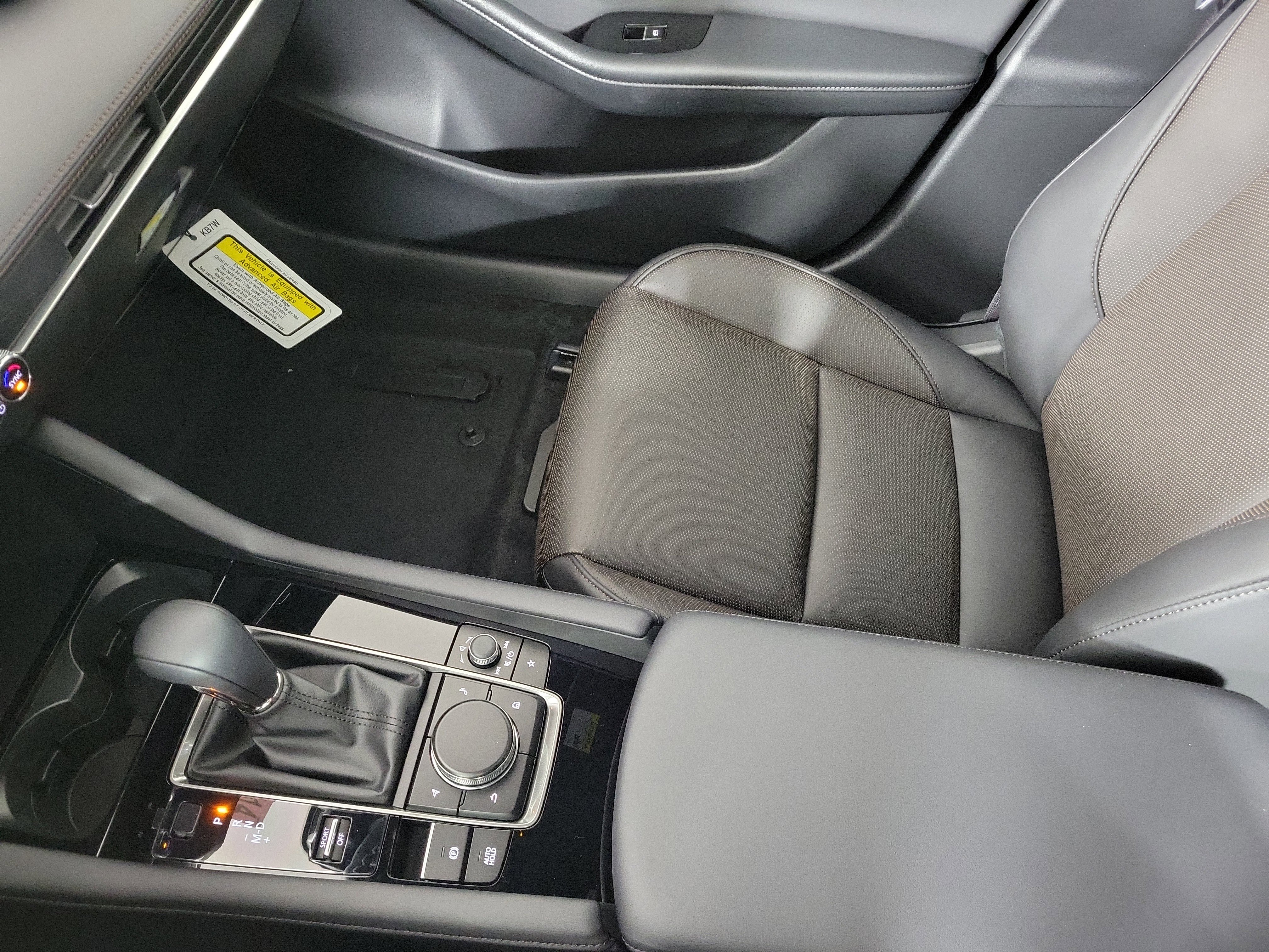New 2026 MAZDA MAZDA3 Hatchback w/Premium Plus Pkg image 25