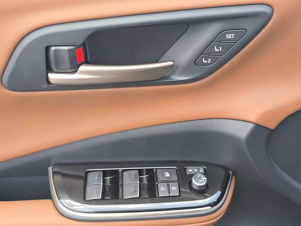 New 2026 Toyota Crown Signia w/ Advanced Technology Package AWD/4WD image 19