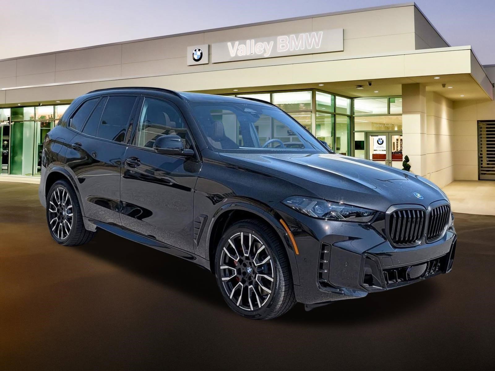 New 2026 BMW X5 xDrive50e w/ M Sport Package AWD/4WD image 1