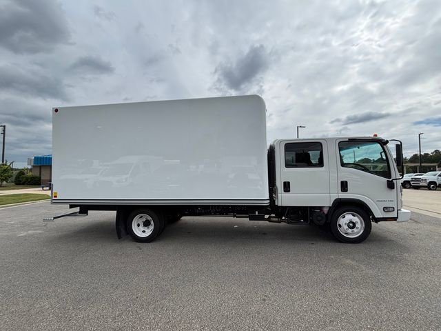 New 2025 Chevrolet Low Cab Forward image 15