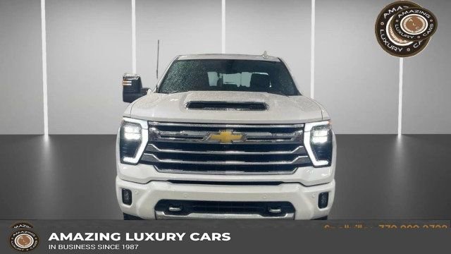 Used 2024 Chevrolet Silverado 2500 High Country w/ High Country Premium Package AWD/4WD image 1